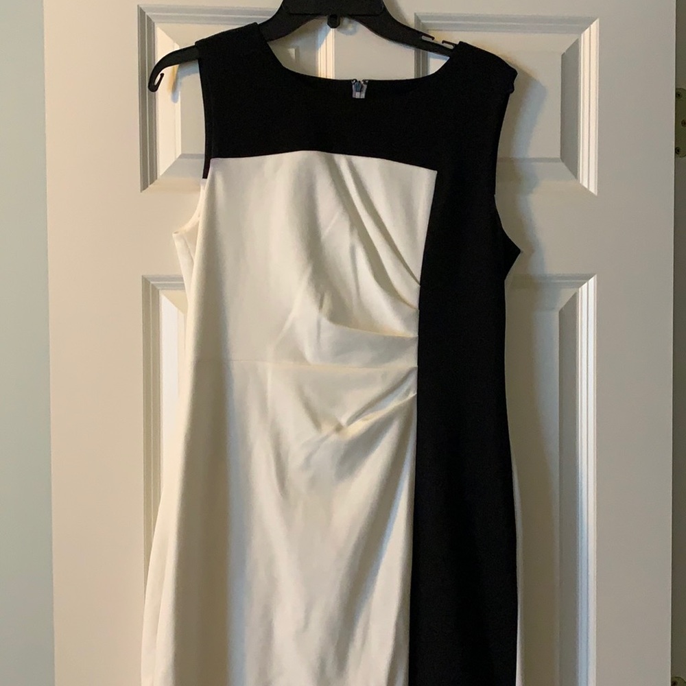 Calvin Klein women’s black and white sheath